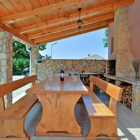 Mit Privatpool Fuer 12 Personen Ca 200 Qm In Valbandon, Istrien Istrische Riviera Dom wakacyjny Valbandon