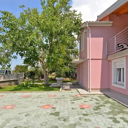 Mit Privatpool Fuer 12 Personen Ca 200 Qm In Valbandon, Istrien Istrische Riviera Dom wakacyjny